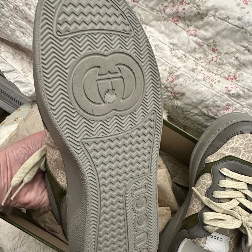 Gucci chunky leather Gg supreme canvas low top tennis shoes - Picture 8 of 16